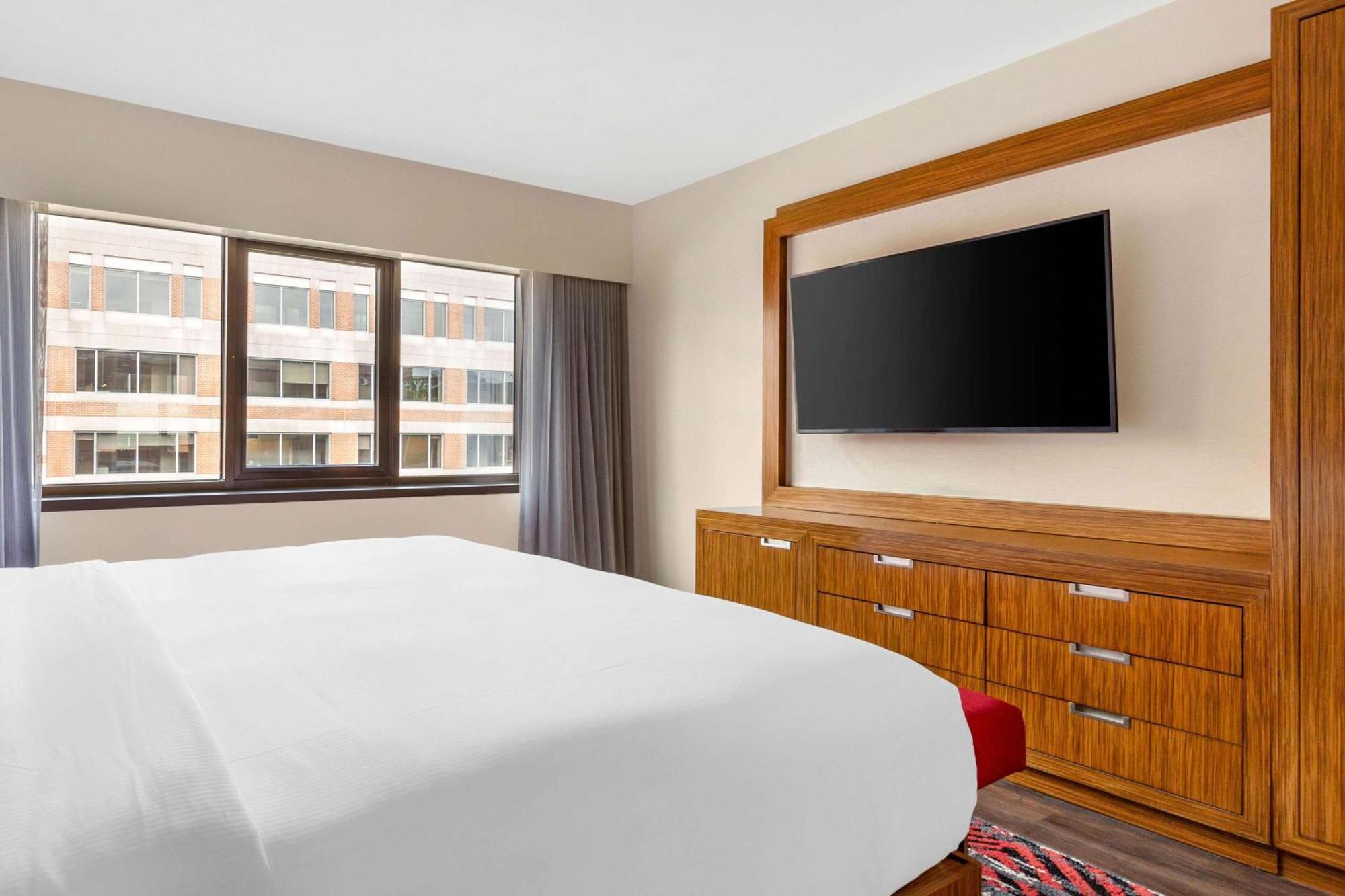 Hilton Club The District Dc