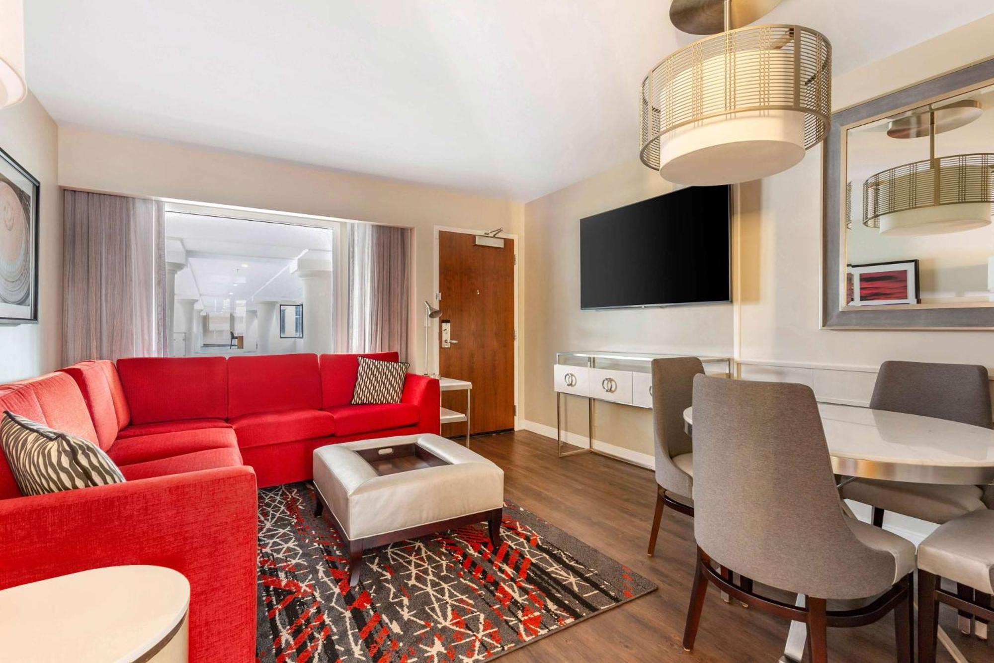 Hotel Hilton Club The District Dc 3*